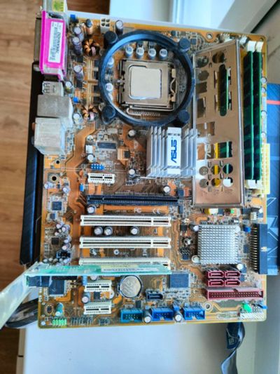 Лот: 19447338. Фото: 1. Сборка Asus P5b + core 2 due e8500... Комплекты запчастей