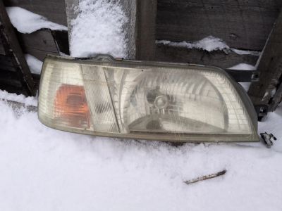 Лот: 14913317. Фото: 1. Фара Nissan bluebird. Оптика и освещение