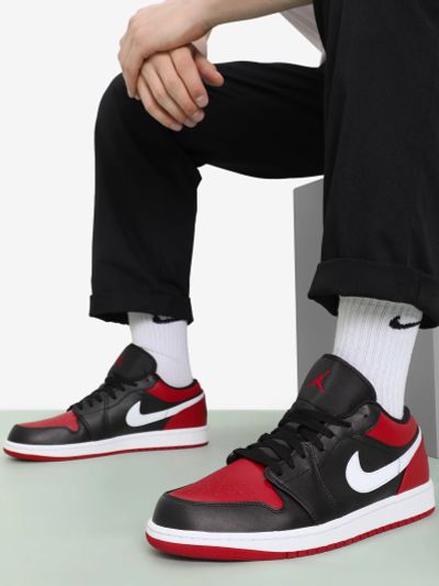 Лот: 22456477. Фото: 1. Кеды мужские Nike Air Jordan 1... Другое (одежда, обувь, галантерея)