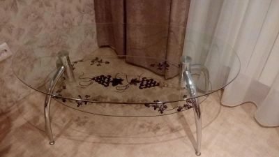Лот: 10353563. Фото: 1. Продам стеклянный журнальный столик. Журнальные столики