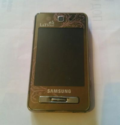 Лот: 4642828. Фото: 1. Телефон Samsung SGH-F480 LaFleur. Кнопочные мобильные телефоны