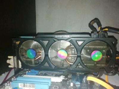 Лот: 12732985. Фото: 1. R9 280x. Видеокарты