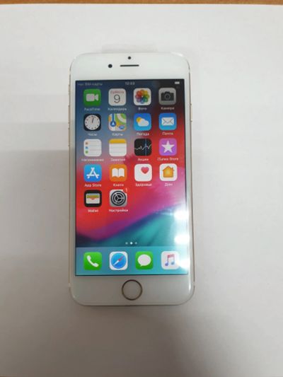Лот: 14979801. Фото: 1. iPhone 6. Кнопочные мобильные телефоны