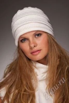 Лот: 1279661. Фото: 1. шапка женская новая, осталась... Головные уборы