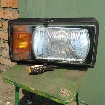 Лот: 7774149. Фото: 1. Блок фара на 2104-05-07 советского... Кузов