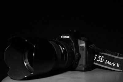 Лот: 3559553. Фото: 1. Canon 5D Mark II 2. Цифровые зеркальные