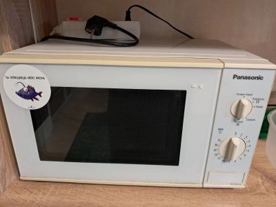 Лот: 25885628. Фото: 1. Микроволновка под ремонт. Микроволновки, мини-печи