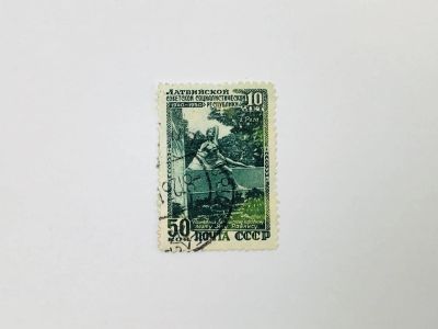 Лот: 23593603. Фото: 1. 10 лет Латвийской ССР. Надгробный... Марки