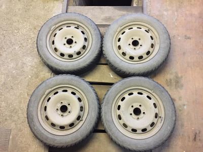 Лот: 10841592. Фото: 1. Колеса Ford, Volvo, Волга 195... Шины на дисках