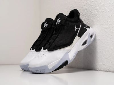 Лот: 24977048. Фото: 1. Кроссовки Jordan Max Aura 4. Кеды, кроссовки, слипоны
