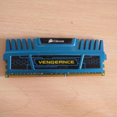 Лот: 6109363. Фото: 1. Corsair Vengeance. Оперативная память