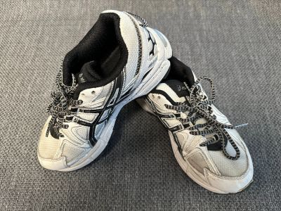 Лот: 21233765. Фото: 1. Asics Gel Kahana 8 кроссовки 36... Кеды, кроссовки