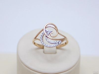 Лот: 13799259. Фото: 1. ЗОЛОТОЕ КОЛЬЦО С ФИАНИТАМИ 2,54... Кольца, перстни