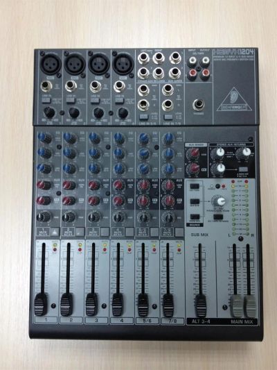 Лот: 3159032. Фото: 1. Behringer XeNyX-1204. Микшеры, предусилители, микрофонные эффекты