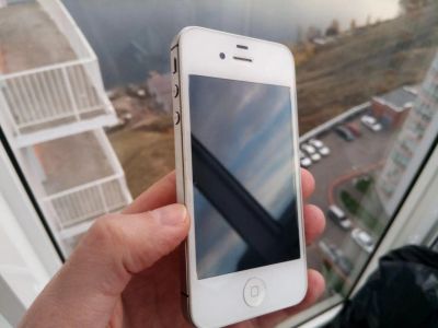 Лот: 12291050. Фото: 1. iPhone 4S 16 GB (белый). Смартфоны