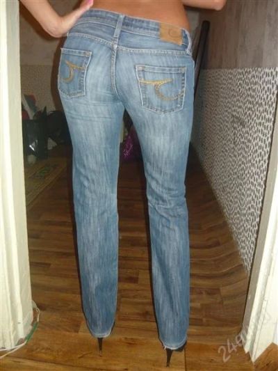 Лот: 1379936. Фото: 1. Продам джинсы Colins. Джинсы