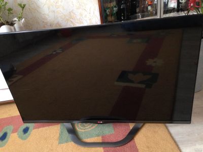 Лот: 14615630. Фото: 1. Телевизор LG 47LA660V. Телевизоры