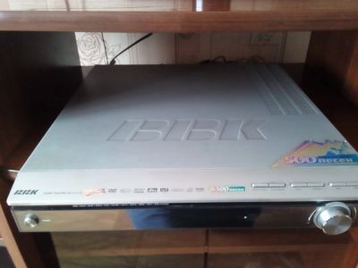 Лот: 14277732. Фото: 1. DVD BBK с караоке. DVD, Blu-Ray плееры