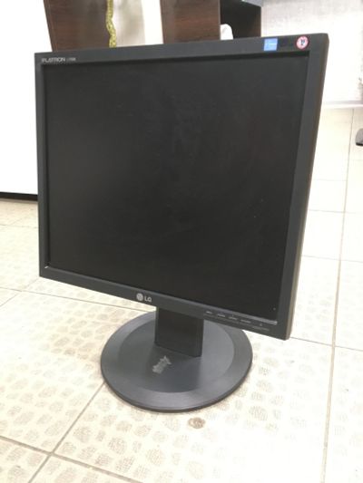 Лот: 15799836. Фото: 1. Монитор LG Flatron L1750B 17". ЖК-мониторы