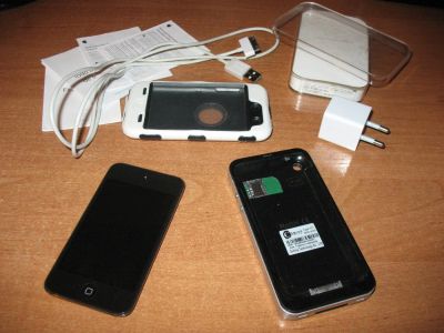Лот: 3203888. Фото: 1. iPod touch 4 64Gb все одним лотом... Плееры