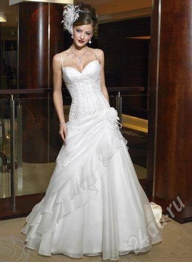 Лот: 528801. Фото: 1. Свадебное (бальное) платье. Другое (свадебная мода)