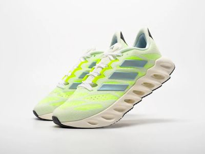 Лот: 24973576. Фото: 1. Кроссовки Adidas Switch FWD. Кеды, кроссовки, слипоны