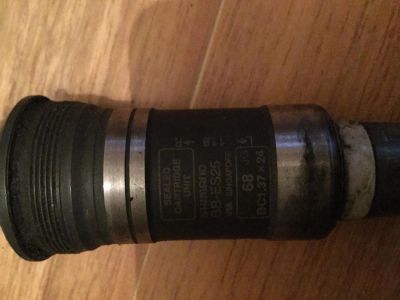 Лот: 5477390. Фото: 1. Каретка shimano под шлиц. Запчасти