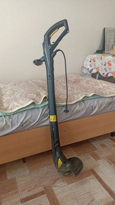 Лот: 25514935. Фото: 1. Продам электрический триммер huter. Электроинструмент