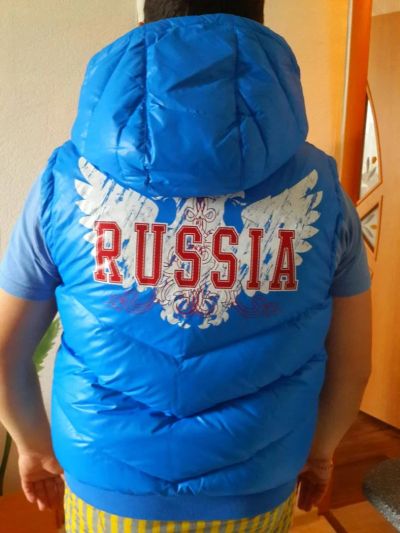 Лот: 6294898. Фото: 1. Безрукавка Adidas. Верхняя одежда