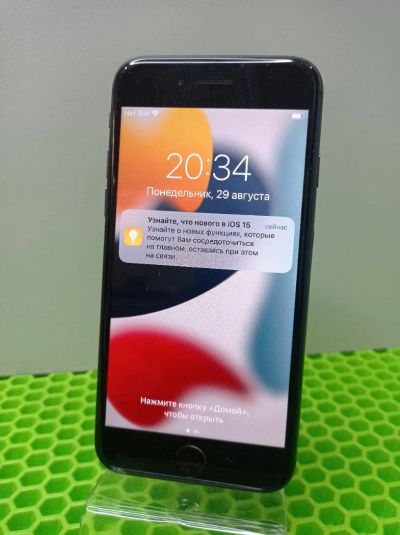 Лот: 19398596. Фото: 1. Смартфон Apple iPhone 8 64 ГБ... Смартфоны