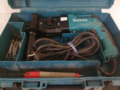 Лот: 16811685. Фото: 1. Перфоратор Makita HR2450 (0911-08... Электроинструмент