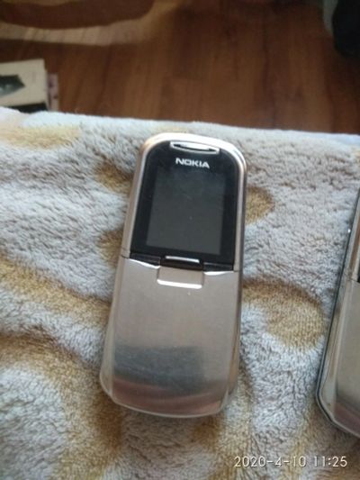 Лот: 15819410. Фото: 1. Nokia 8800. Кнопочные мобильные телефоны