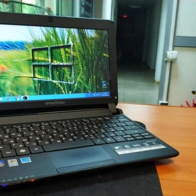 Лот: 12699031. Фото: 1. Нетбук acer emachines 355. Ноутбуки