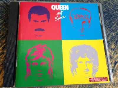 Лот: 9859018. Фото: 1. CD диски Queen 1982. Аудиозаписи
