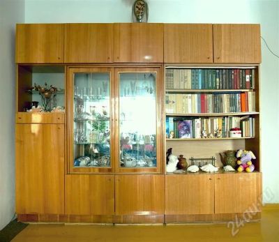 Лот: 276963. Фото: 1. Шкаф, хороший (цена снижена!). Гостиные, стенки, горки
