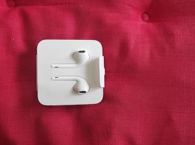 Лот: 17949174. Фото: 1. Наушники Apple EarPods белые... Шлейфы, разъёмы