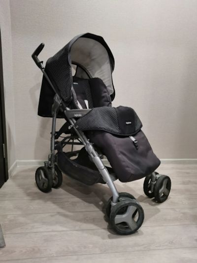 Лот: 20550230. Фото: 1. Коляска Inglesina zippy. Коляски