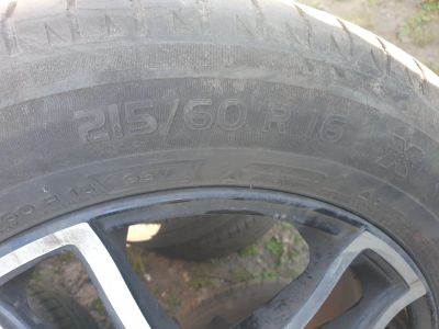 Лот: 16030469. Фото: 1. Michelin 215/60/ R16. Шины