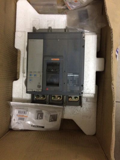 Лот: 10094413. Фото: 1. Выключатель NS1000N 3p + MicroLogic... Автоматы, пакетники, предохранители