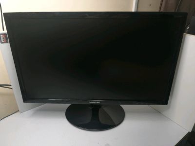 Лот: 18319299. Фото: 1. Монитор Samsung LS24D300HSI (2211-03... ЖК-мониторы