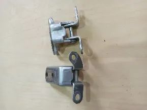 Лот: 18034932. Фото: 1. Петли дверей Toyota Prius 30... Кузов