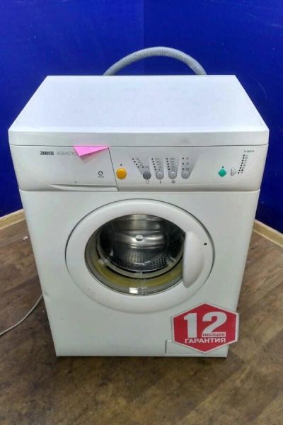 Лот: 11758060. Фото: 1. Стиральная машина zanussi fe 1024... Стиральные машины