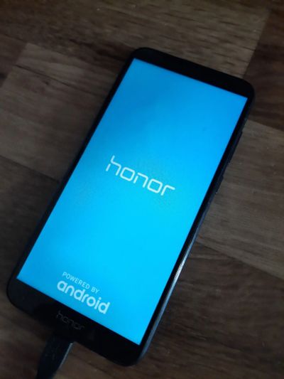 Лот: 16262359. Фото: 1. Смартфон Huawei Honor 7C 32GB... Смартфоны