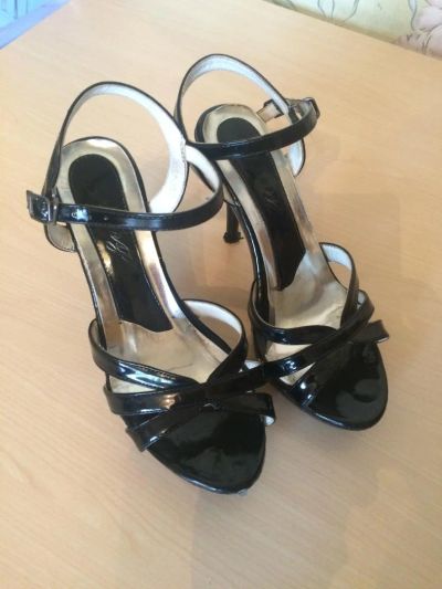 Лот: 8062653. Фото: 1. Босоножки 37 р. Разбираем шкафы... Босоножки