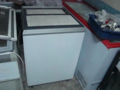 Лот: 6940123. Фото: 1. небольшой ларь с крышкой. Холодильное