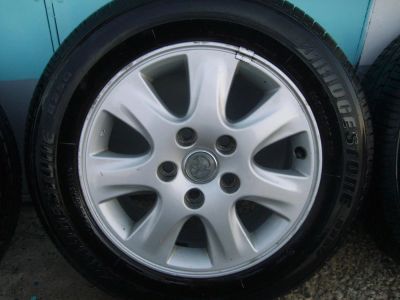 Лот: 5402767. Фото: 1. Шины Bridgestone на литых дисках. Шины на дисках
