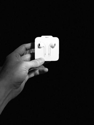 Лот: 17098716. Фото: 1. Apple EarPods Lightning. Дата-кабели, переходники