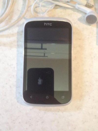 Лот: 3386233. Фото: 1. HTC Desire C. Смартфоны