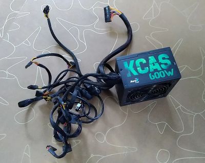 Лот: 19488685. Фото: 1. AeroCool KCAS 600W. Корпуса, блоки питания