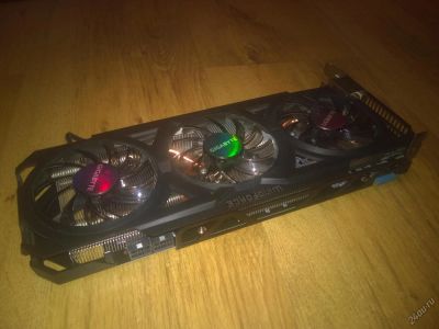 Лот: 12585860. Фото: 1. Видеокарта Gigabyte Radeon R9... Видеокарты